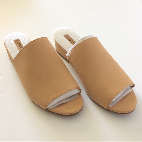 Lucky Brand Sandals - Picture 2 of 8